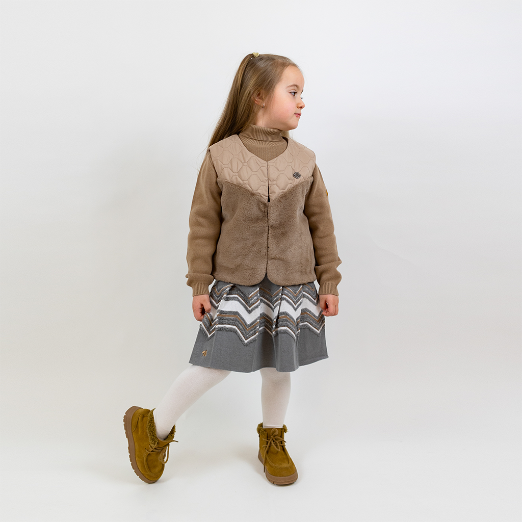 Aurea Quiltad Väst med Fuskpäls