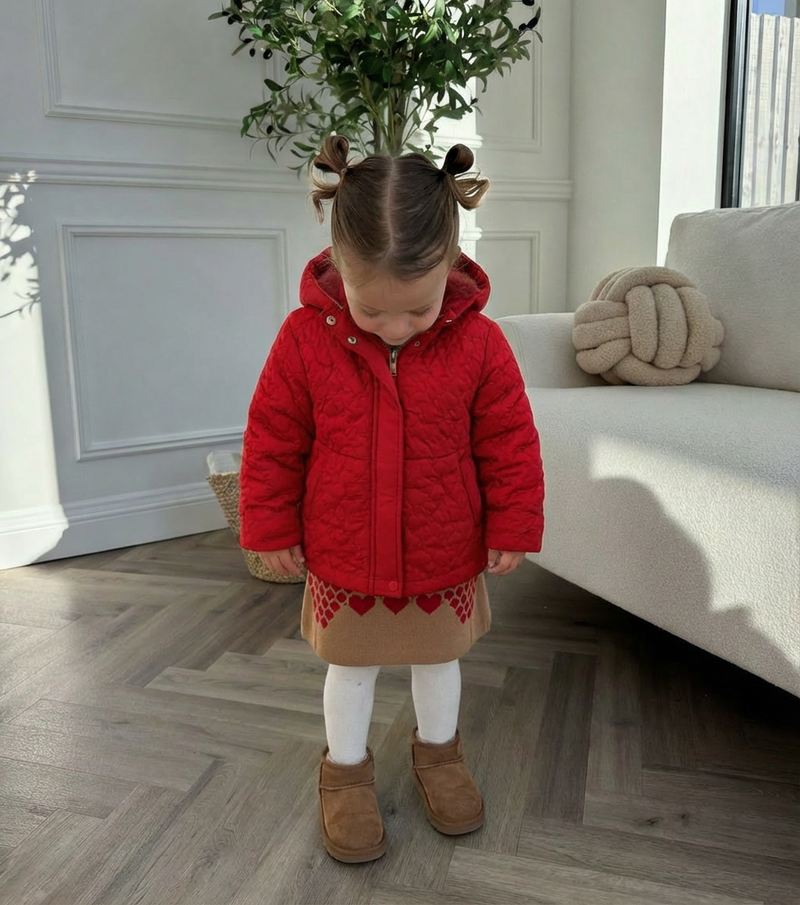 Beatrice Quiltad Jacka med avtagbar huva med Fuskpäls