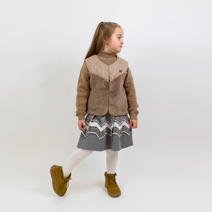 Aurea Quiltad Väst med Fuskpäls